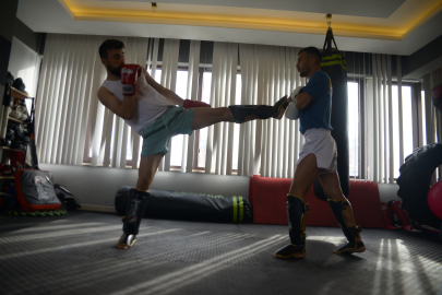 Bursalı şampiyonu olan kardeşler: Birbirimizi döve döve şampiyon olduk