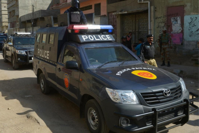 Pakistan'da 90 kişinin böbreğini satan çete üyeleri yakalandı