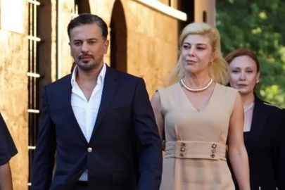 Emre Altuğ ve Gözde Kansu törene el ele gelince...