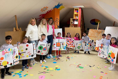 Özel Egeberk Anaokulu'ndaki küçük ressamlar işbaşında