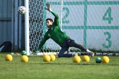 Timsah'ta Deniz Aydın’la devam