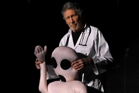 Roger Waters'tan Kolombiyalı seçmenlere tebrik
