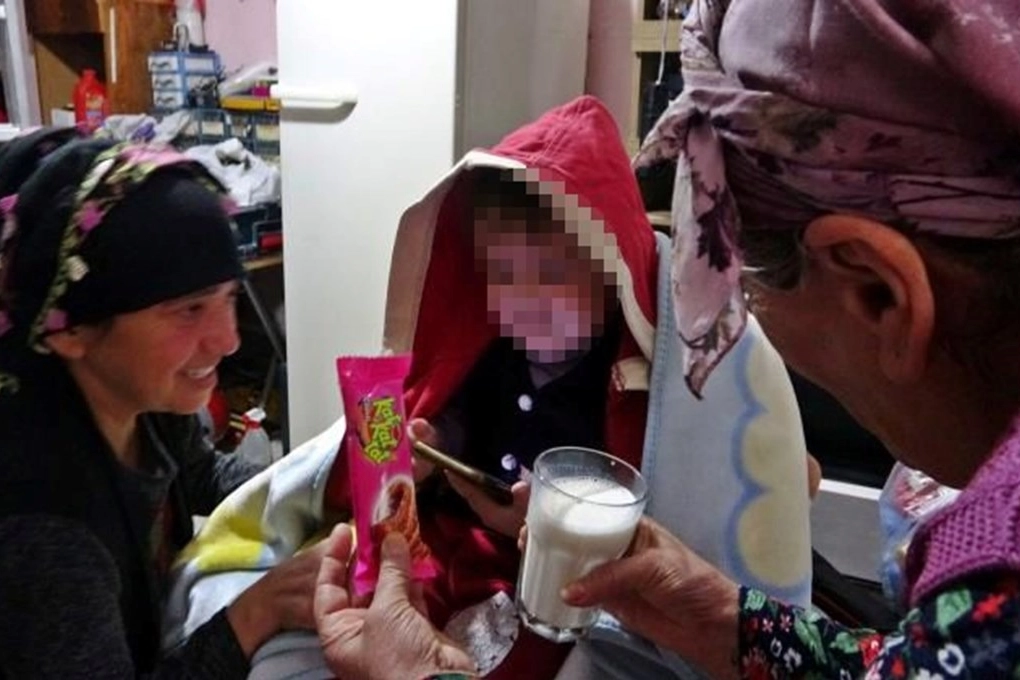 Bebek firarda | Annesi dışarı çıktı babası uyudu