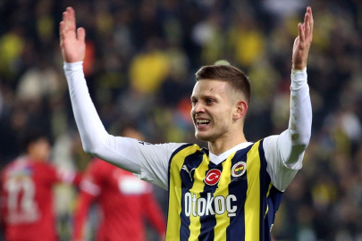 Fenerbahçe Sebastian Szymanski'nin bonservisini belirledi