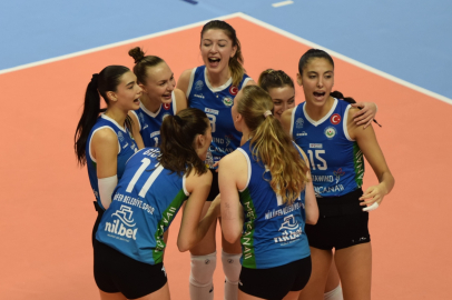 Nilüfer’in sultanları CEV Challenge Cup’ta çeyrek finalde!