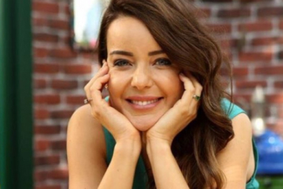 Nursel Ergin ve Murat Akyer sarmaş dolaş