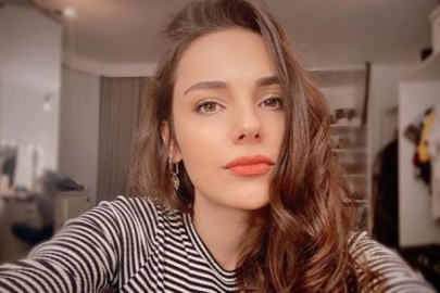 Yağmur Tanrısevsin külot trendine uydu! Fırından ekmek alırken...