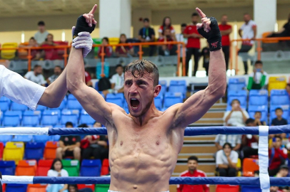 Bursalı milli kick boksçu Bilal Dural Dünya ikincisi oldu