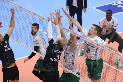 Bursa Büyükşehir Belediyespor Fenerbahçe Parolapara'ya konuk olacak