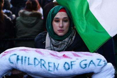 Londra Filistin için sokağa indi! 'İsrail bir terör devletidir'