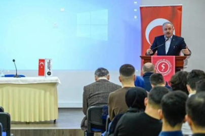 Mustafa Şentop, Yalova’da söyleşi programına katıldı