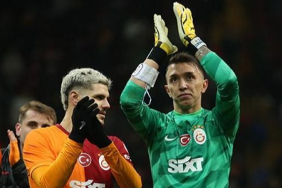 Muslera'nın hakeme penaltı isyanı