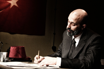 BDT, "Mai ve Siyah", "Harikalar Mutfağı" ve "Şair, Şiir Şuur" oyunlarını sahneleyecek