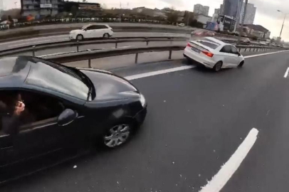 Düğün konvoyunda akılalmaz kaza kamerada!