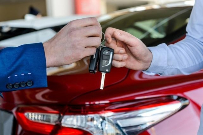 Araba alım satımında yeni dönem! E-Devlet’e bir yeni özellik daha: Taşıt Takas sistemi hayata geçiyor