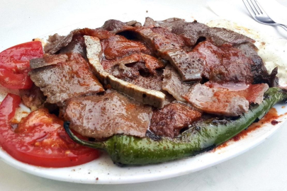 Bursa'nın İskender kebabı dünyanın en iyi 100 yemeği listesine girdi!