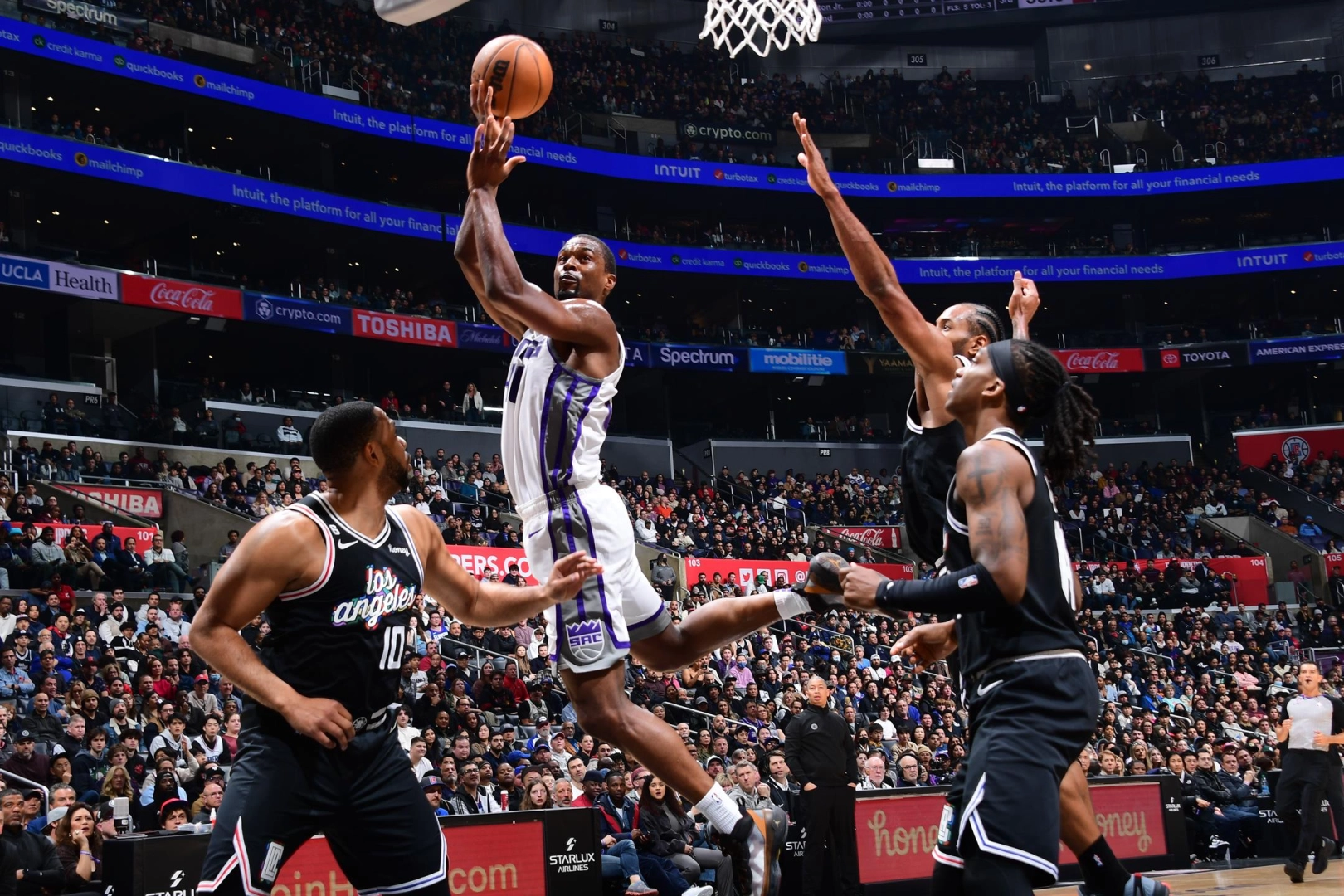 Clippers, galibiyet serisini 6 maça çıkardı