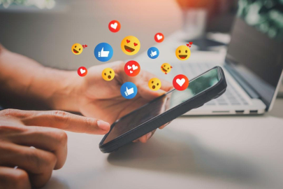 Sosyal medya kullanımını günlük 30 dakika azaltmak, zihin sağlığını geliştiriyor