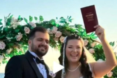 Tuğçe Kandemir sessiz sedasız evlendi! İşte düğününden ilk kareler