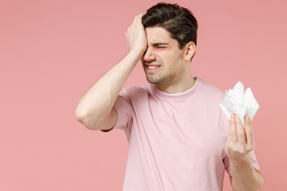 Göz nezlesi salgını alarmı! Tokalaşmayla bile bulaşıyor