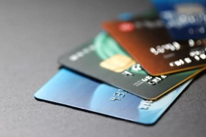 Kredi kartında 'taksit kalkacak' iddiası konuşulurken, bu kez 'para puan' uyarısı geldi!