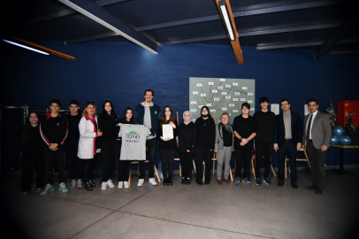 Omar Prewıtt gençlerin ingilizce konuşma atölyesi'nin konuğu oldu