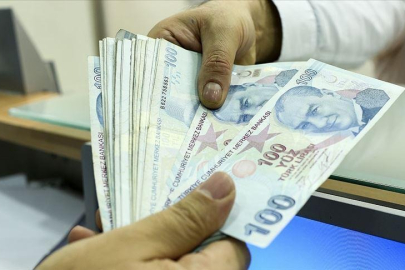 5 bin TL ikramiye yattı mı? 5 bin TL çalışan emekli ikramiyesi