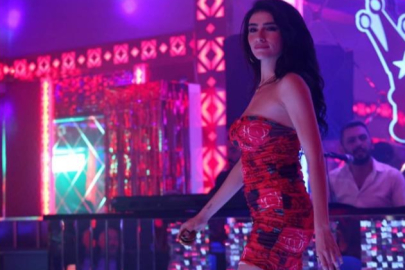 Hazar Ergüçlü'nün pavyon dansı sosyal medyayı sallamıştı! Pavyondaki Ezo detayı...