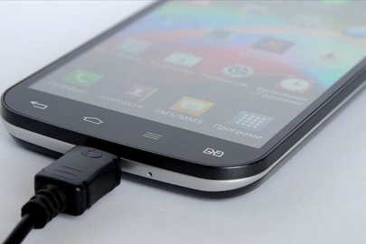 AB, elektronik cihazlarda ortak şarj kullanılacağını duyurdu