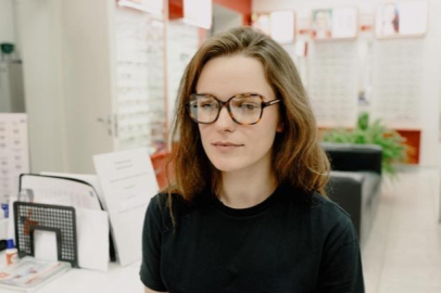 Göz sağlığı ile ilgili doğru bilinen yanlışlar: Dinlendirici gözlük diye bir şey yok