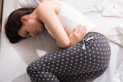 Kadınlarda çikolata kisti neden olur? Çikolata kisti nedir?