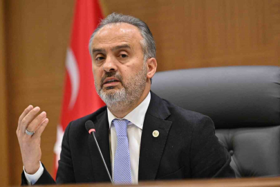 Alinur Aktaş kimdir? 2024 Bursa Büyükşehir Belediyesi Başkan Adayı Alinur Aktaş mı oldu? Alinur Aktaş nereli?