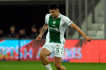 Bursaspor TFF'ye bildirdi! Ozan İsmail Koç resmen yuvadan uçtu
