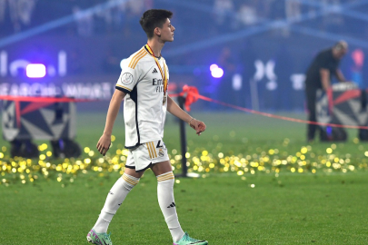 İspanya Süper Kupa’da şampiyon Real Madrid! Arda Güler ilk kupasını kazandı