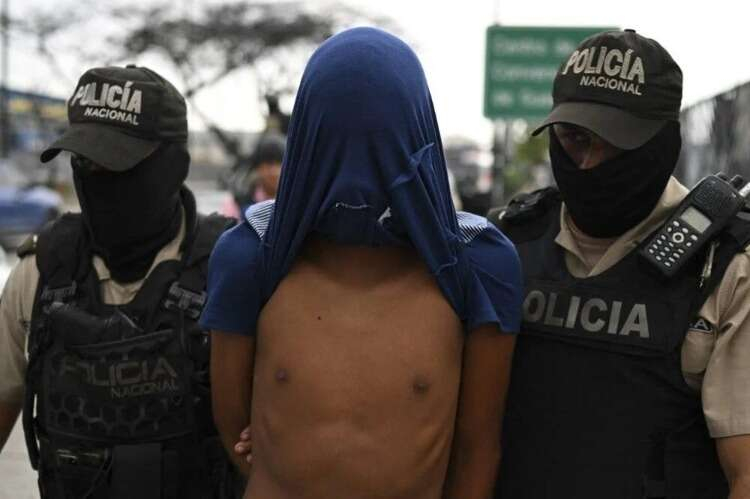 SOKAĞA ÇIKMA YASAĞI