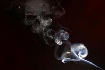 Türkiye, kişi başına düşen sigara kullanımında 1. sırada! ''Bir ölüm makinası gibi çalışıyorlar'