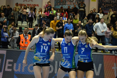 Nilüfer’in sultanları Avrupa’da yarı finalde