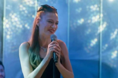 Aile Dizisinin Devin'i söylediği şarkıyla ağızları açık bıraktı