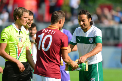 Bursasporlu eski oyuncu İbrahim Öztürk sahalardan kopmuyor