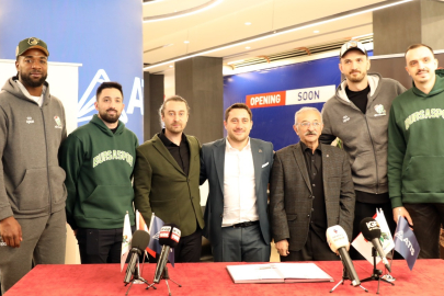 Bursaspor İnfo Yatırım'ın yeni sponsoru Downtown oldu