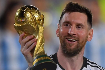 Messi'nin peçetesi satılıyor