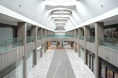 Türkiye’nin ilk AVM’si hayalet yapıya döndü!