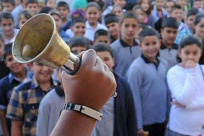 Yarın okullar var mı, açılıyor mu? İkinci dönem ne zaman başlayacak? 15 tatil (yarıyıl) tatili süresi uzatıldı mı?