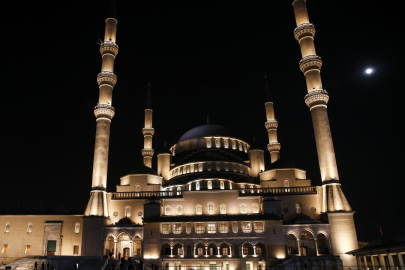 Miraç Kandili bu gece idrak edilecek