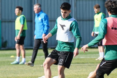 Bursaspor'da Beyoğlu mesaisi devam ediyor