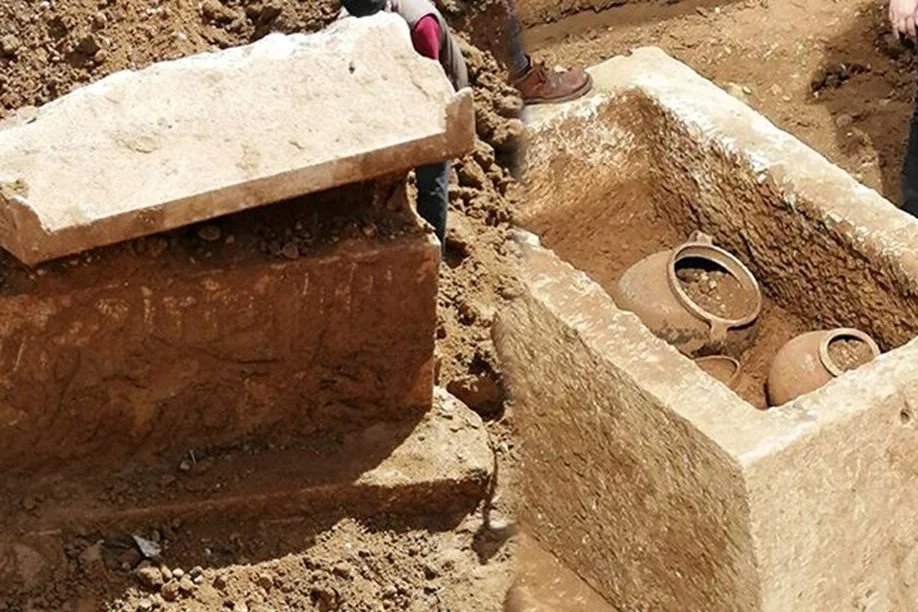 Lahit ne demek? Lahit mezar nedir?