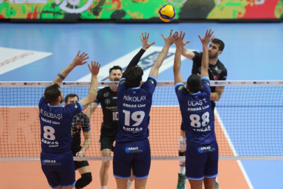 Bursa Büyükşehir Belediyespor sahasında Arkas Spor'u mağlup etti