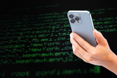 Kullanıcılar dikkat! iPhone'larda ilk kez "truva atı virüsü" tespit edildi: 'Uzmanlar tedirgin'