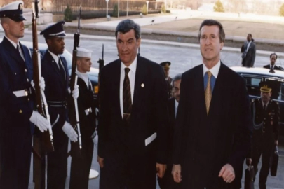 Bursalı eski bakan Turhan Tayan'ın acı günü! Kardeşi hayatını kaybetti