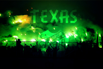 Teksas'dan sert sözler: Açıklama yapın